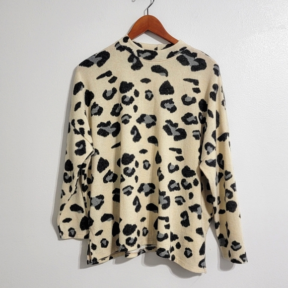Cherish Sweaters - Cherish Cream Leopard Print Mock Neck Sweater Women's Size XL